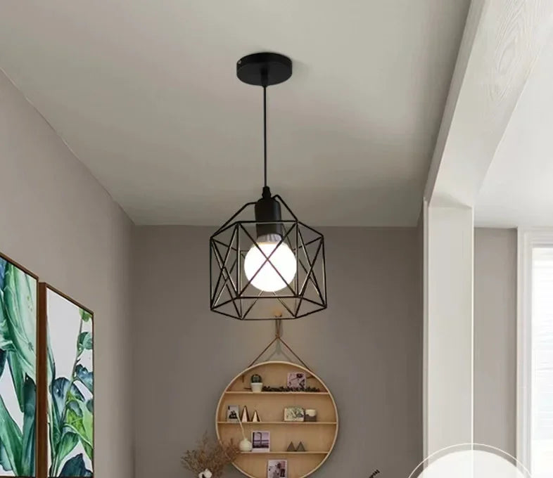 Popular Retro Simple Style Ceiling Light Hanging Lamp Industrial Hollow Out Design Iron Pendant Light for Living Room Restaurant